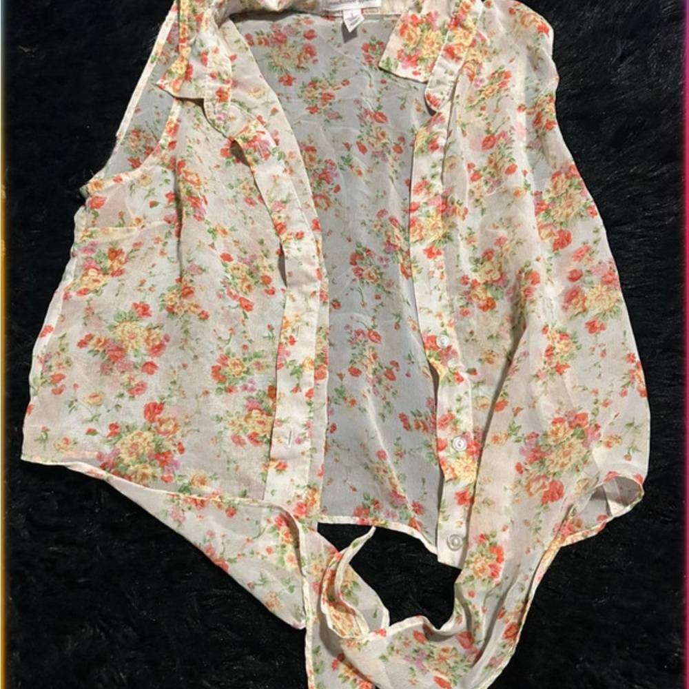 Ambiance apparel women’s foral sleeveless button up top size L